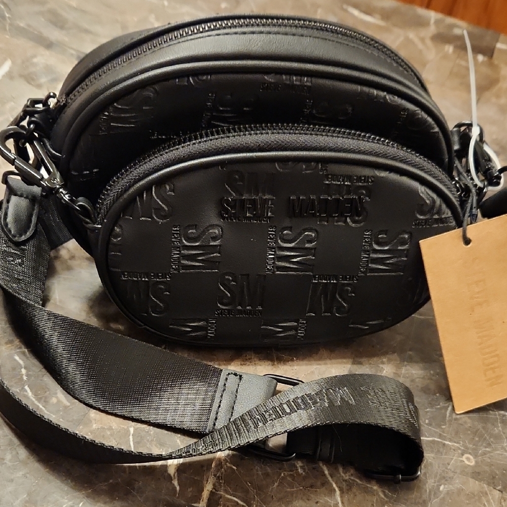 Steve Madden BDUBBS-U Black Crossbody Bag